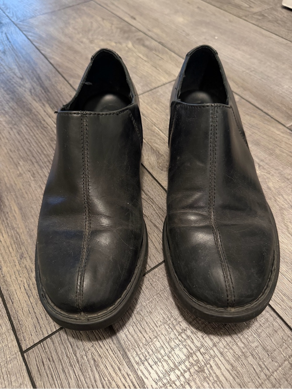 Born leather Black Slip-On’s woman’s 8.5 - Picture 2 of 9